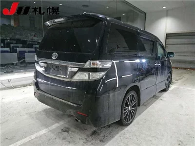 Toyota VELLFIRE  с аукциона в Японии
