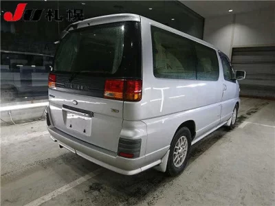 Nissan ELGRAND  с аукциона в Японии