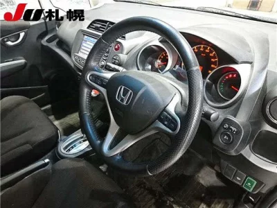 Honda FIT  с аукциона в Японии
