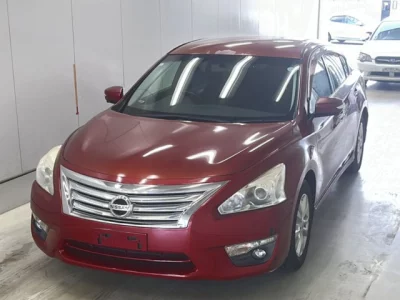 Nissan TEANA