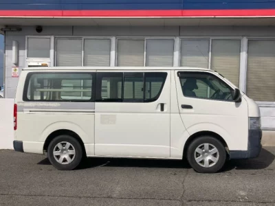 Toyota HIACE VAN  с аукциона в Японии