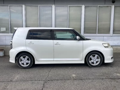 Toyota COROLLA RUMION