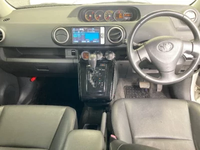 Toyota COROLLA RUMION