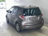 Toyota RACTIS лот № 3044 оценка 3.5  с аукциона в Японии 1