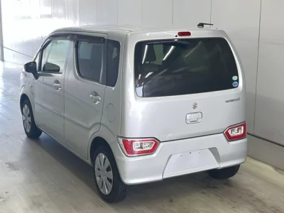Suzuki WAGON R  с аукциона в Японии