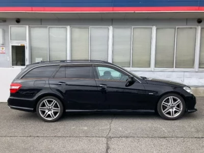 Mercedes-Benz E CLASS WAGON