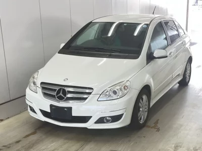 Mercedes-Benz B CLASS