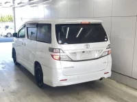 Toyota VELLFIRE лот № 8 оценка 3.5  с аукциона в Японии 1