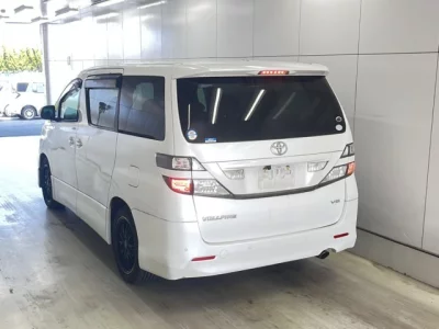 Toyota VELLFIRE  с аукциона в Японии