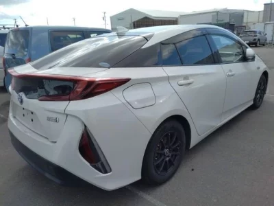 Toyota PRIUS PHV