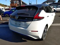 Nissan LEAF лот № 565 оценка   с аукциона в Японии 1