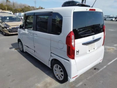 Honda N BOX