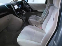 Toyota VELLFIRE лот № 4026 оценка 3  с аукциона в Японии 2