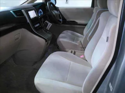 Toyota VELLFIRE  с аукциона в Японии