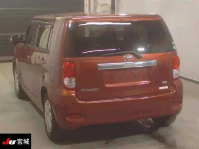 Toyota COROLLA RUMION