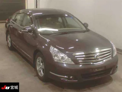 Nissan TEANA