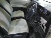 Subaru LUCRA лот № 4181 оценка 3.5  с аукциона в Японии 3