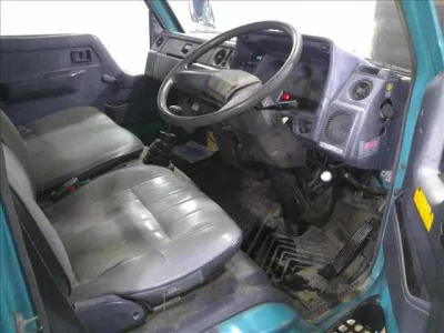 Toyota DYNA  с аукциона в Японии