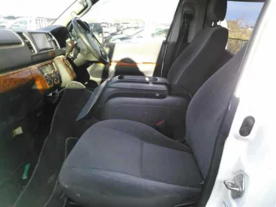 Toyota HIACE VAN  с аукциона в Японии