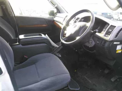 Toyota HIACE VAN  с аукциона в Японии