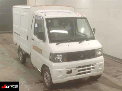 Mitsubishi MINICAB TRUCK
