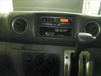 Nissan CARAVAN VAN лот № 521 оценка 3.5  с аукциона в Японии 4