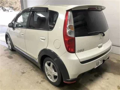 Mitsubishi COLT