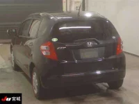 Honda FIT лот № 4307 оценка 3  с аукциона в Японии 1