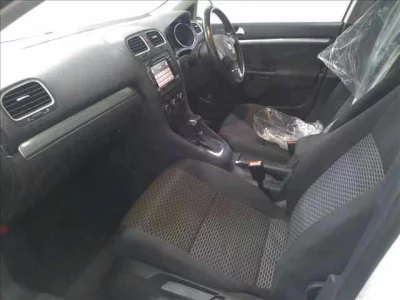 Volkswagen GOLF VARIANT  с аукциона в Японии