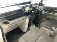 Honda STEP WAGON лот № 10015 оценка 3  с аукциона в Японии 2