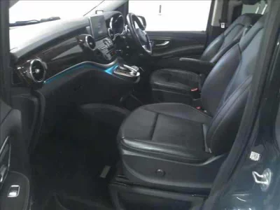 Mercedes-Benz V CLASS