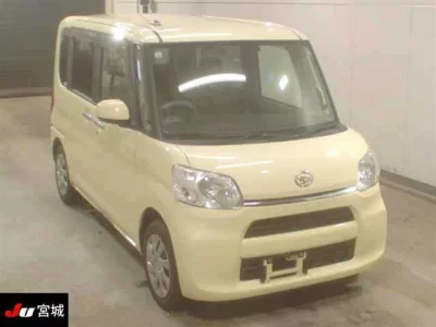 Daihatsu TANTO  с аукциона в Японии
