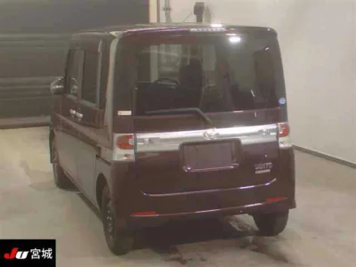 Daihatsu TANTO  с аукциона в Японии