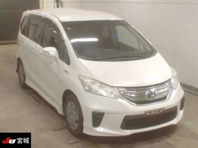 Honda FREED  с аукциона в Японии
