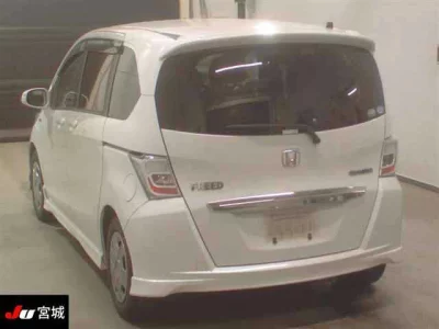 Honda FREED  с аукциона в Японии