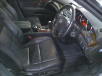 Honda LEGEND лот № 8037 оценка 3.5  с аукциона в Японии 3