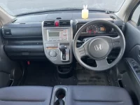 Honda ZEST лот № 6192 оценка 3  с аукциона в Японии 3