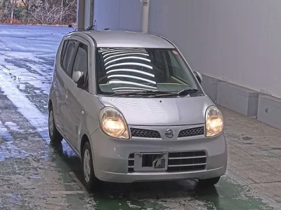 Nissan MOCO  с аукциона в Японии