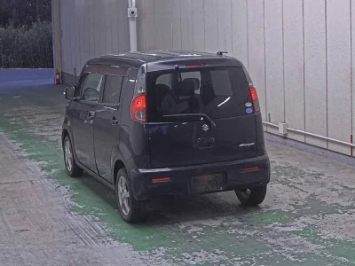 Suzuki MRWAGON