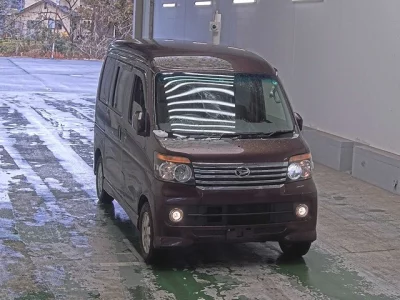 Daihatsu Atrai Wagon  с аукциона в Японии