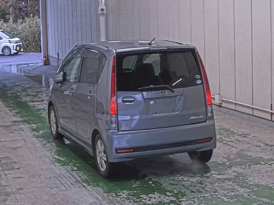 Daihatsu MOVE  с аукциона в Японии