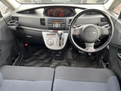 Daihatsu MOVE  с аукциона в Японии