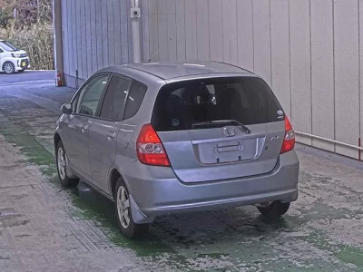 Honda FIT  с аукциона в Японии