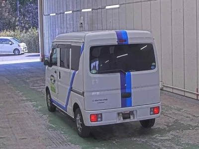 Mitsubishi MINICAB VAN