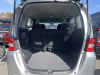 Honda FREED лот № 6221 оценка 3.5  с аукциона в Японии 4