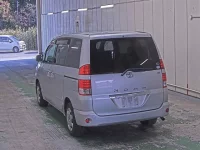 Toyota NOAH лот № 6216 оценка 3.5  с аукциона в Японии 1