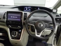 Nissan SERENA лот № 15 оценка 3.5  с аукциона в Японии 4