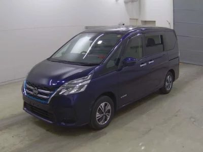 Nissan SERENA  с аукциона в Японии