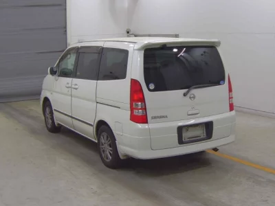 Nissan SERENA  с аукциона в Японии