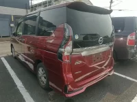 Nissan SERENA лот № 4215 оценка 4  с аукциона в Японии 1